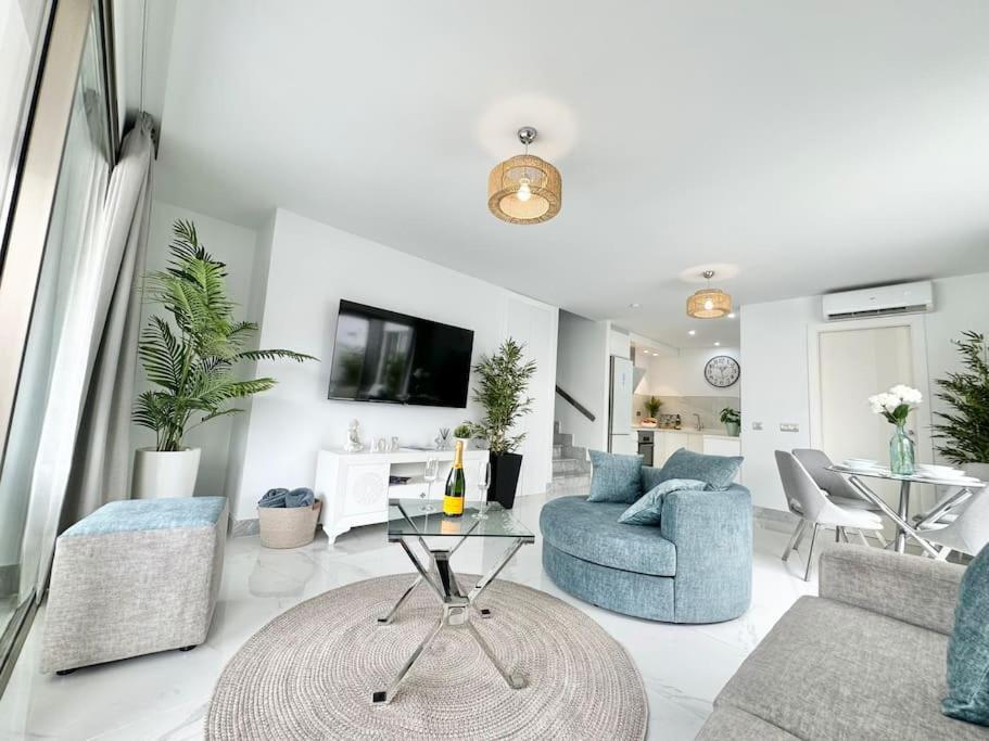 Welcome To Villa Bali A Luxurious Modern Getaway Los Cristianos  Εξωτερικό φωτογραφία