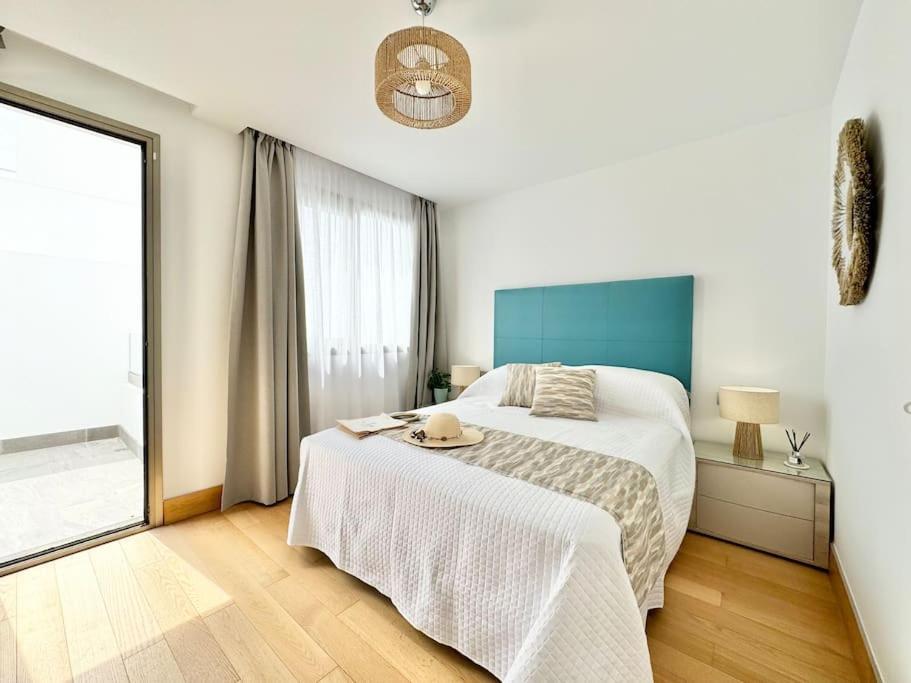 Welcome To Villa Bali A Luxurious Modern Getaway Los Cristianos  Εξωτερικό φωτογραφία