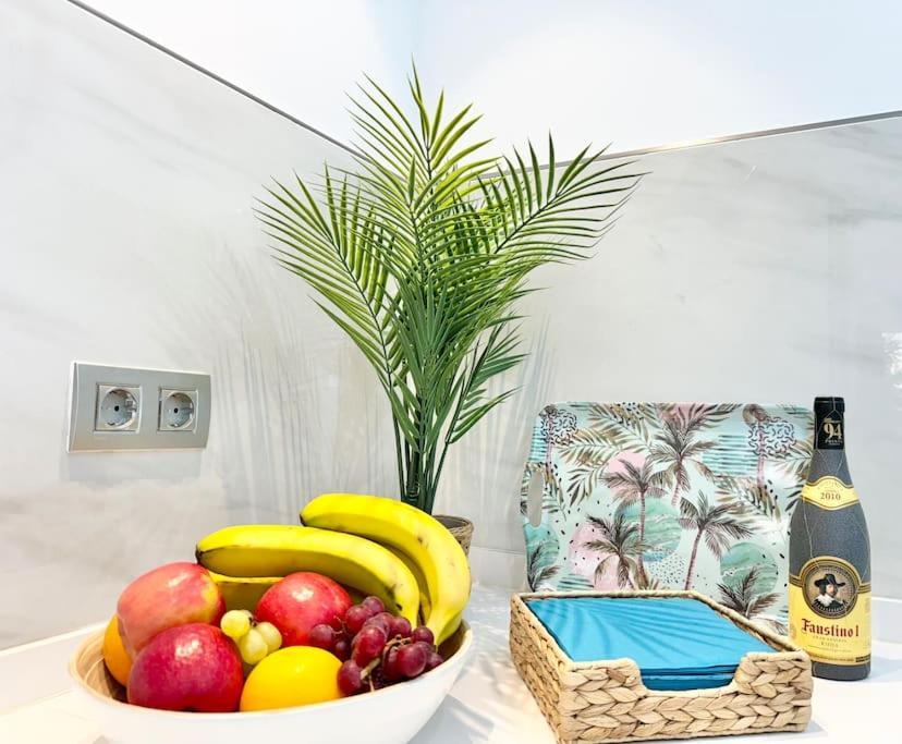 Welcome To Villa Bali A Luxurious Modern Getaway Los Cristianos  Εξωτερικό φωτογραφία
