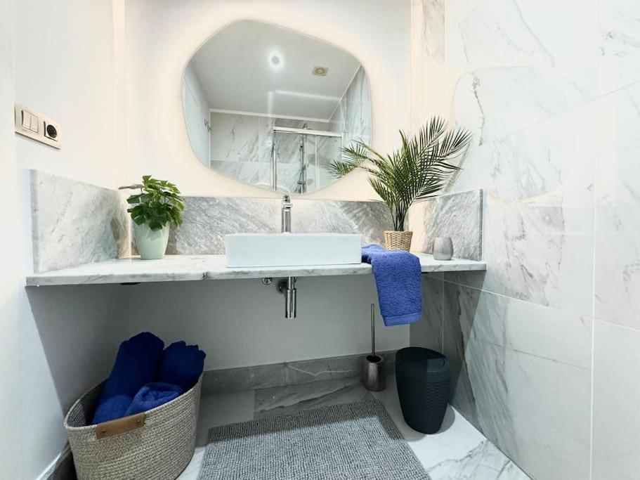 Welcome To Villa Bali A Luxurious Modern Getaway Los Cristianos  Εξωτερικό φωτογραφία