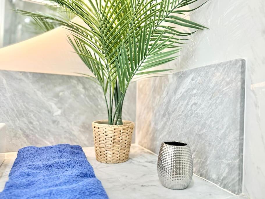 Welcome To Villa Bali A Luxurious Modern Getaway Los Cristianos  Εξωτερικό φωτογραφία